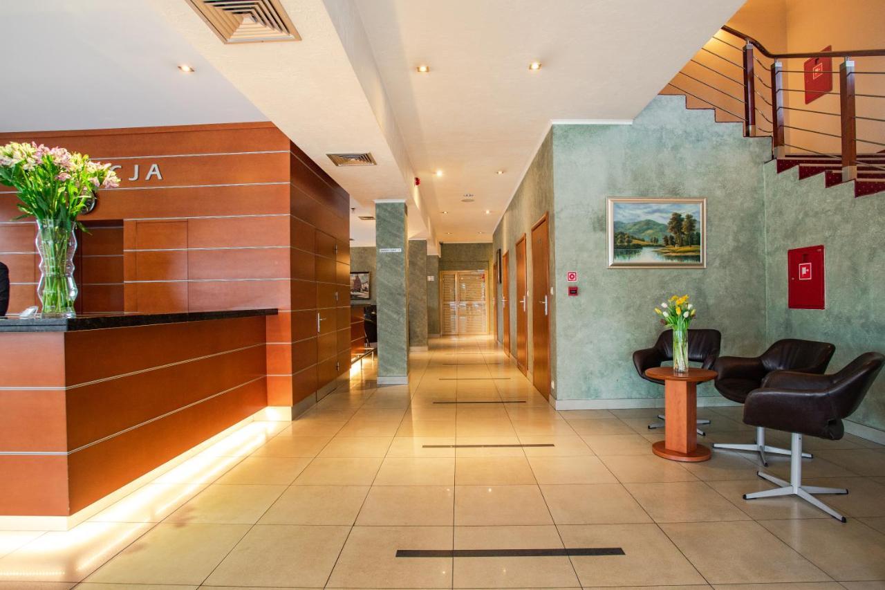 Business Hotel Vega Wroclaw Breslávia Exterior foto