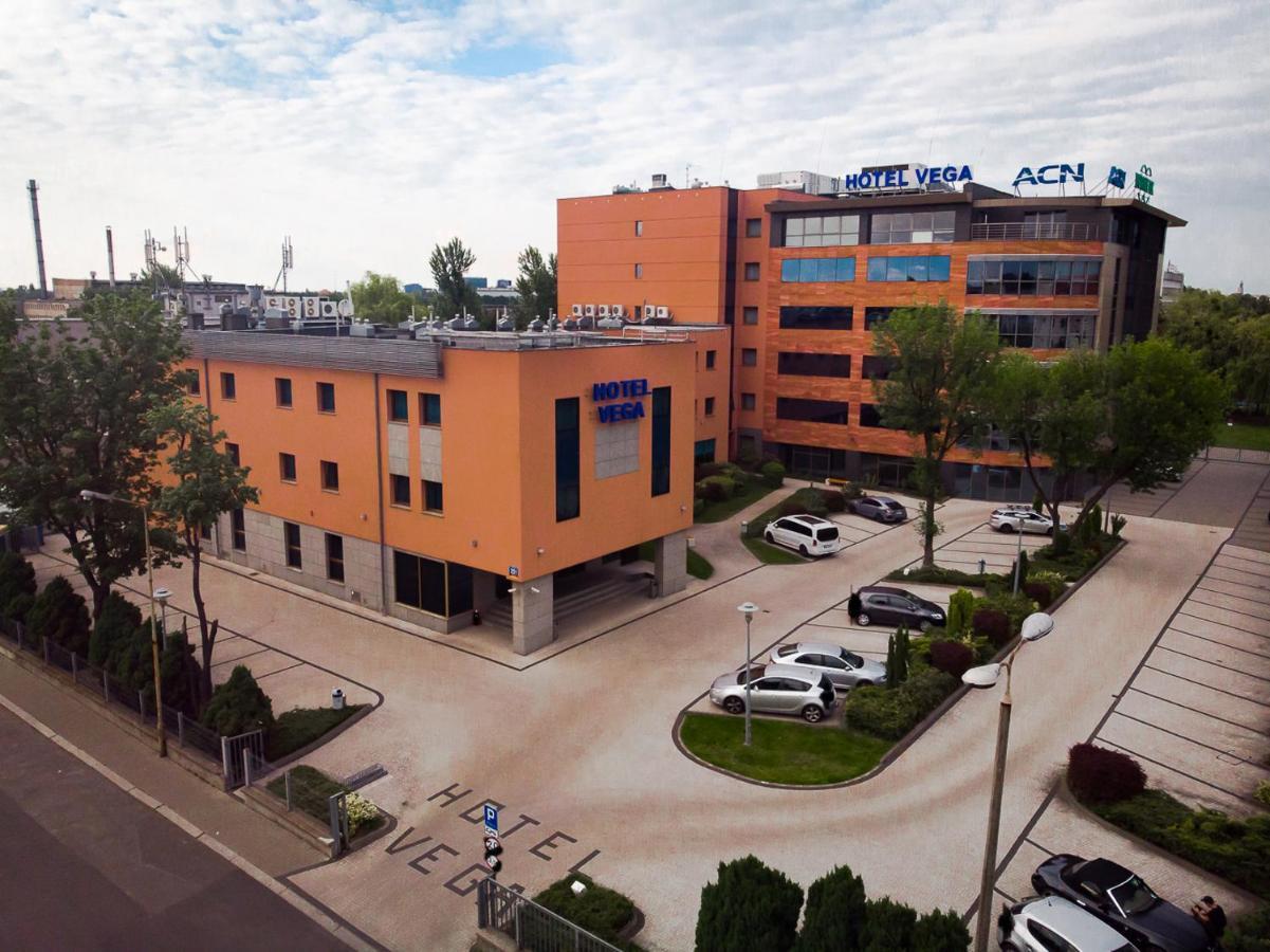 Business Hotel Vega Wroclaw Breslávia Exterior foto