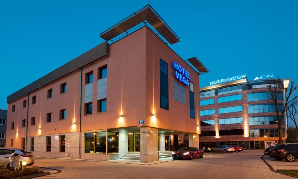 Business Hotel Vega Wroclaw Breslávia Exterior foto
